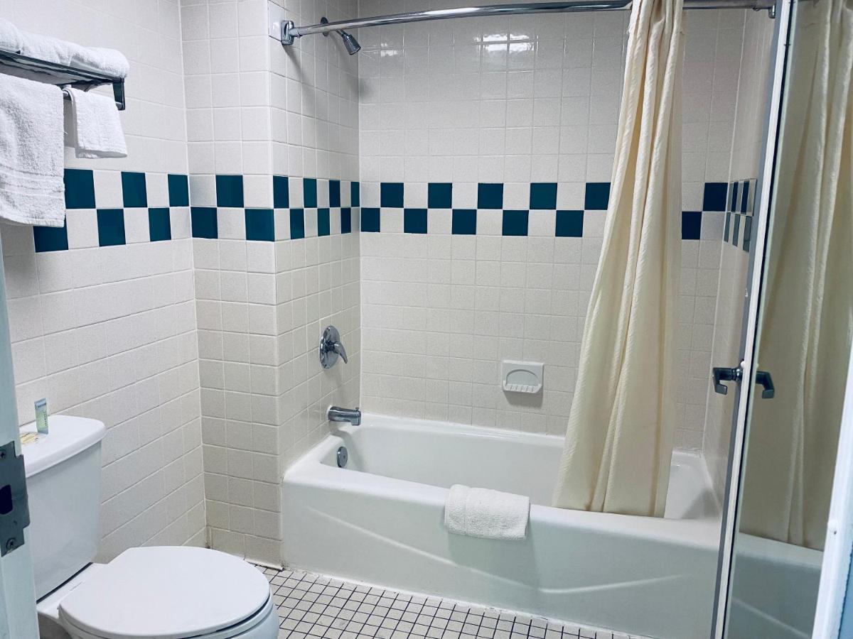 Excel Inn & Suites فريدريكسبيرغ المظهر الخارجي الصورة